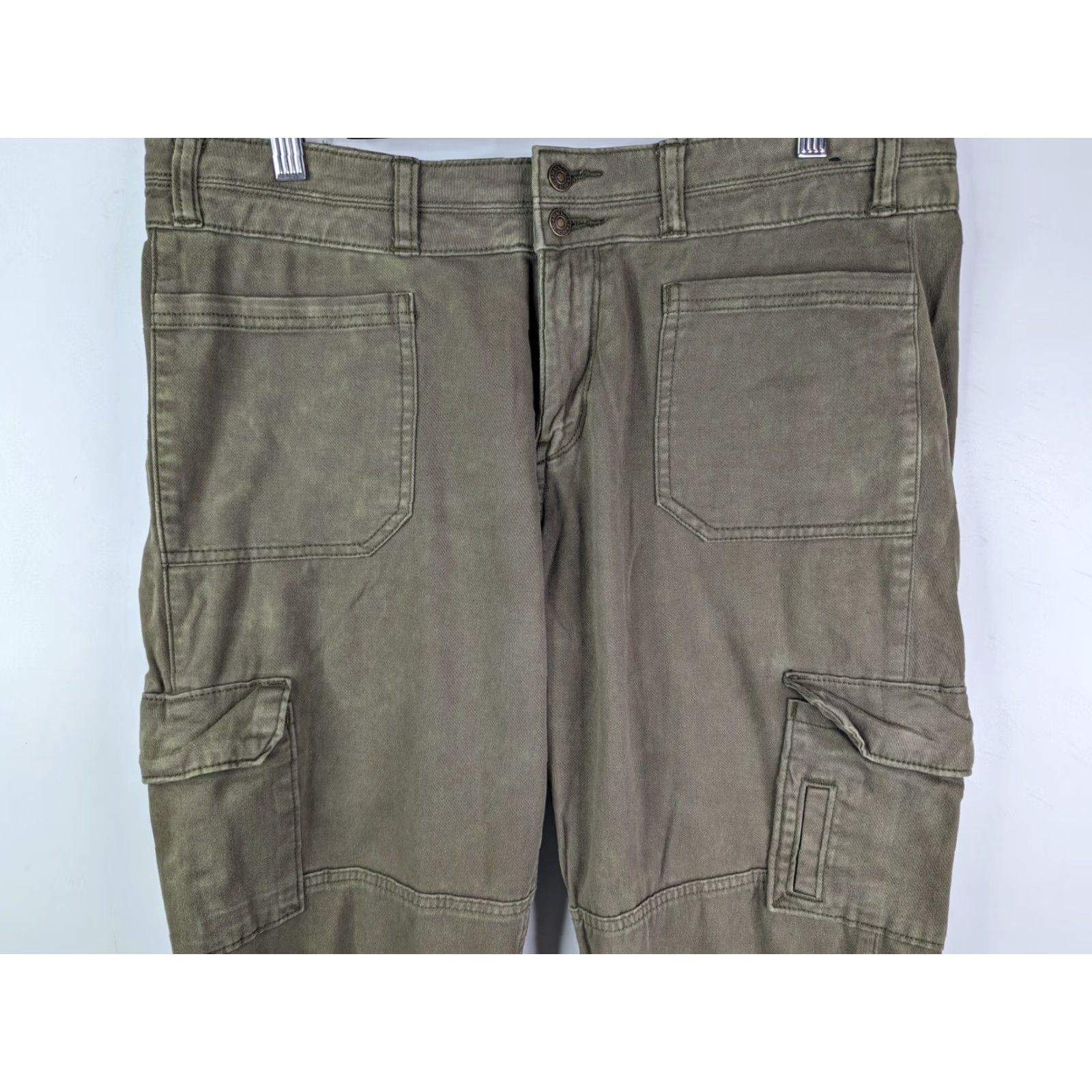 Abercrombie & Fitch VINTAGE Abercrombie & Fitch Pants Women 30 Green Cropped Cargo Outdoors Casual Size 30" / US 8 / IT 44 - 2 Thumbnail