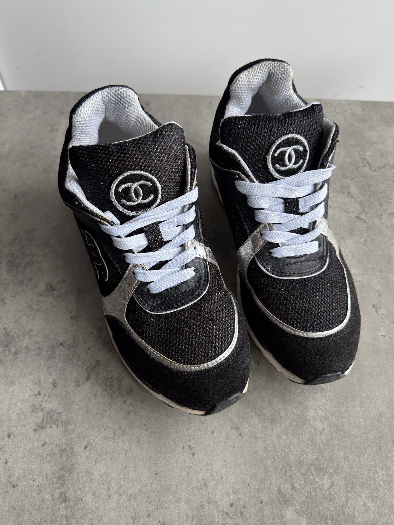Vintage Vintage Chanel CC Logo High Top Sneakers Women's US9 Size US 9 / IT 39 - 3 Thumbnail