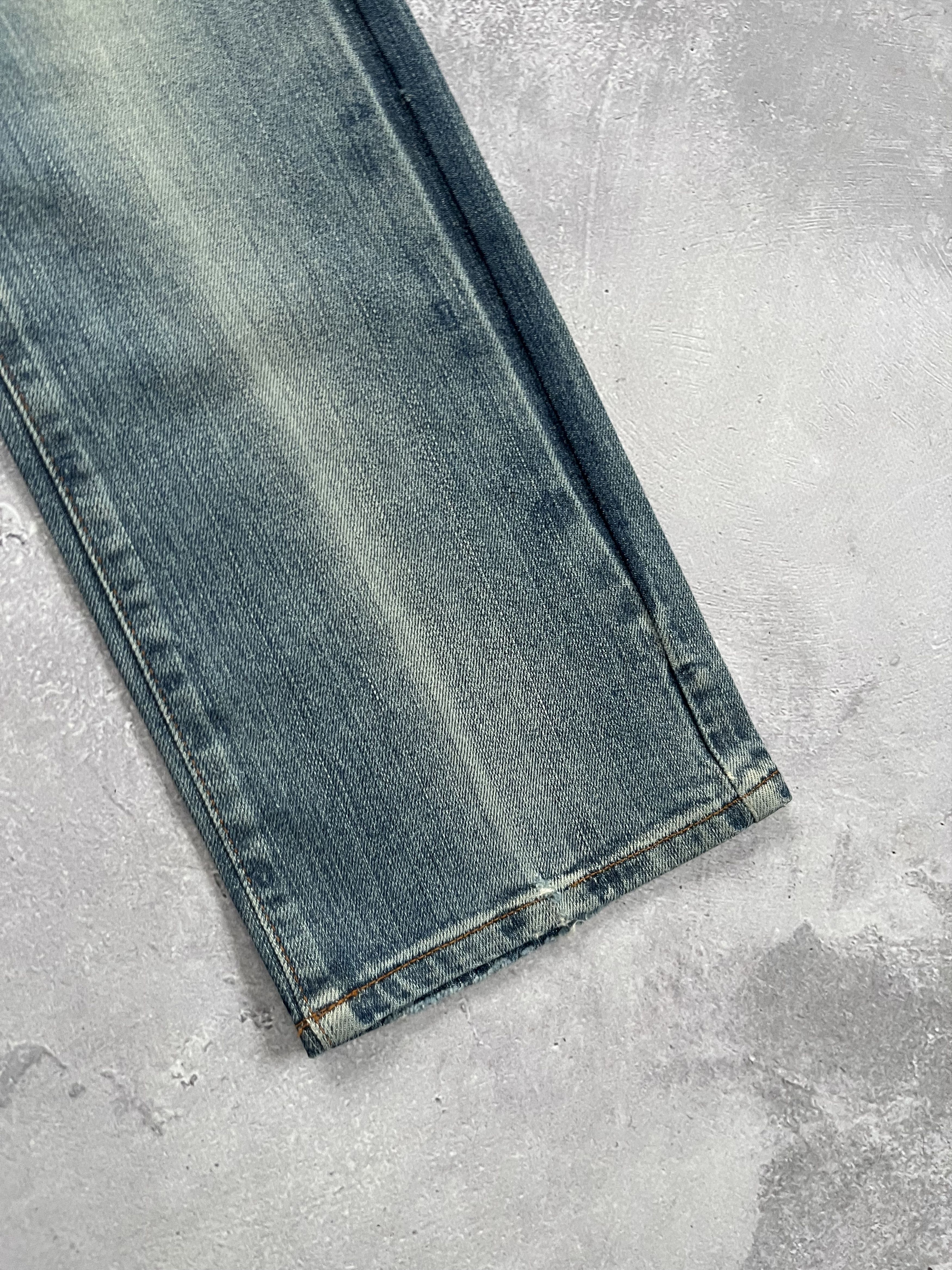 John Galliano John Galliano Buckle Back Jeans Y2K Bootcut Light Wash Size 24" / US 00 / IT 34 - 9 Thumbnail