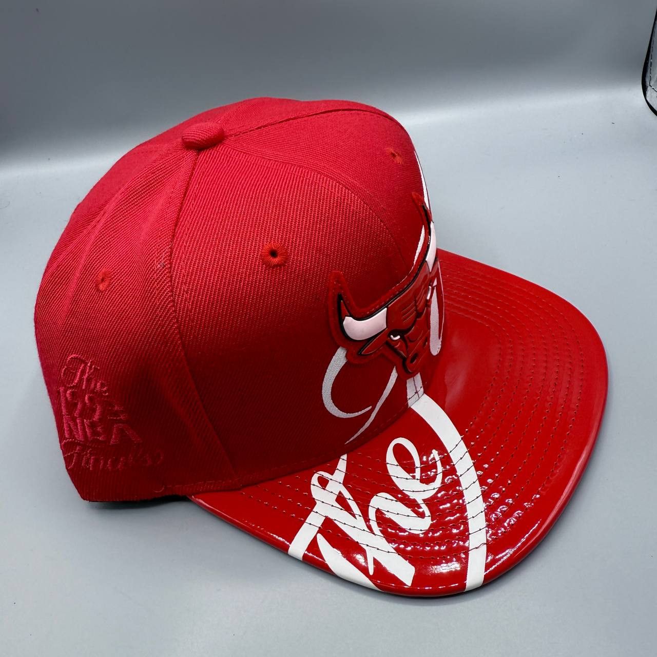 Mitchell & Ness Chicago Bulls Hat Men Red The Finals Snap Back Cap New Size ONE SIZE - 4 Thumbnail