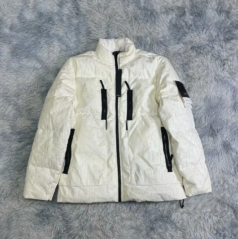 Stone Island Stone Island White Down Jacket for Men 0089 Size US XL / EU 56 / 4 - 1 Thumbnail