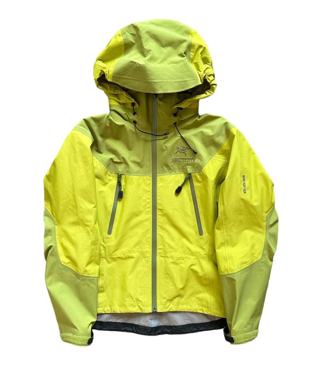 image of Arcteryx 05-06 Arc’Teryx Beta Ar Gore-Tex Xcr Jacket in Lime, Women's (Size XS)