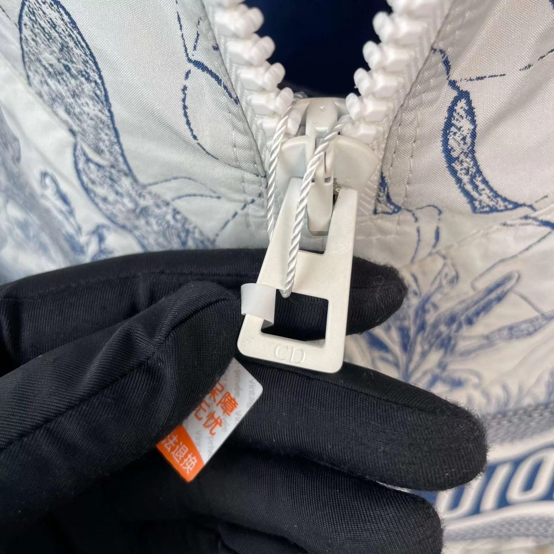 Dior Dior Embroidered Blue Hoodie S Size S / US 4 / IT 40 - 4 Thumbnail