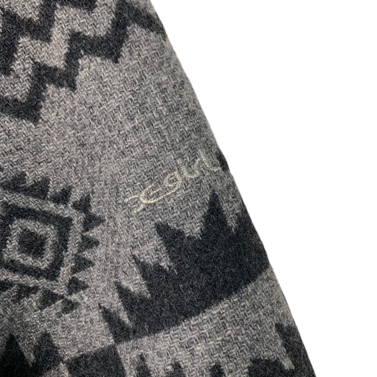 X-Girl X GIRL Black And Grey Aztec Design Duffle Coat #2695-C121 Size S / US 4 / IT 40 - 15 Thumbnail