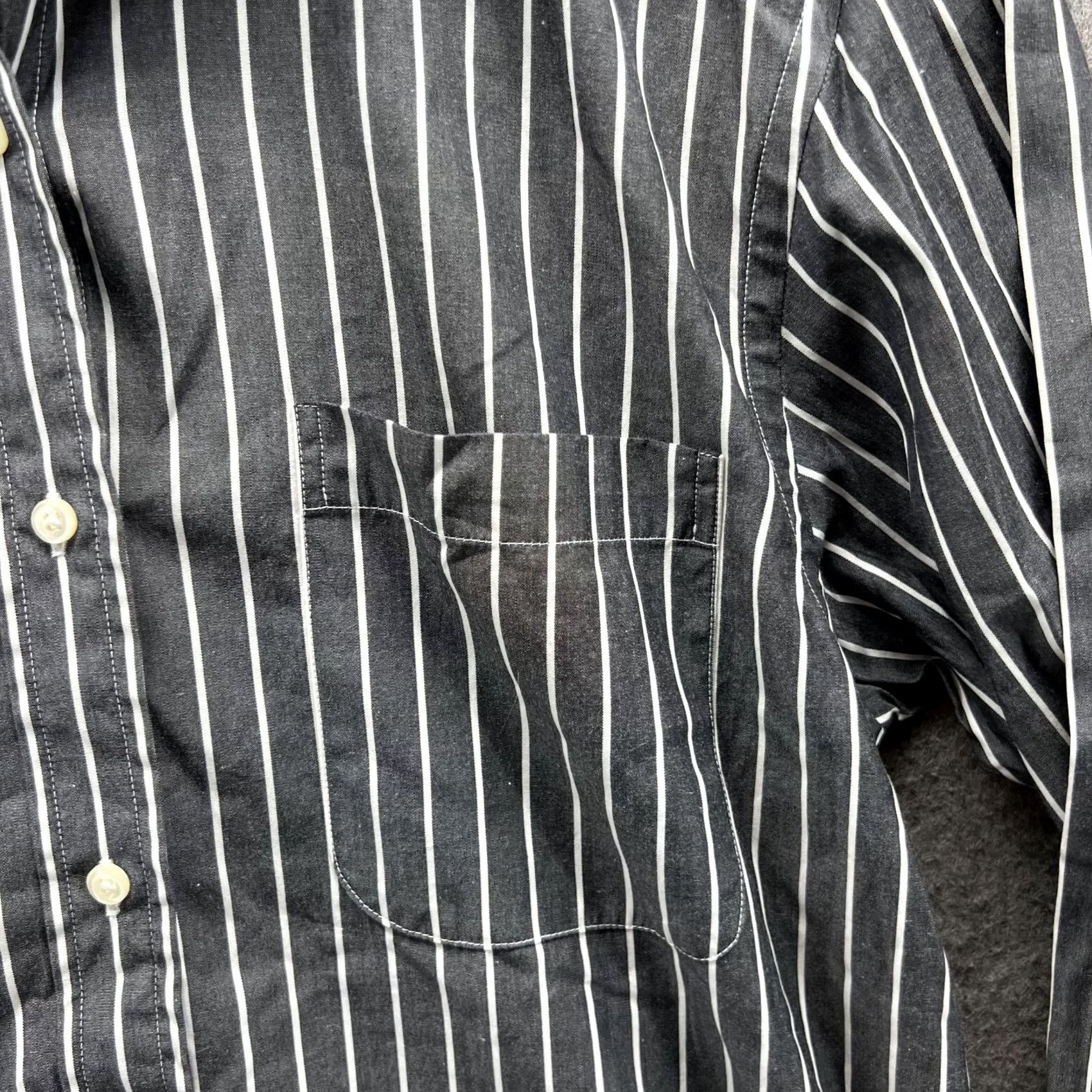 Brooks Brothers Brooks Brothers Shirt Women 4 Striped Button-Up Long Sleeve Black White Casual Business Womens Size 4 Regular Colorful All Seasons Size S / US 4 / IT 40 - 4 Thumbnail