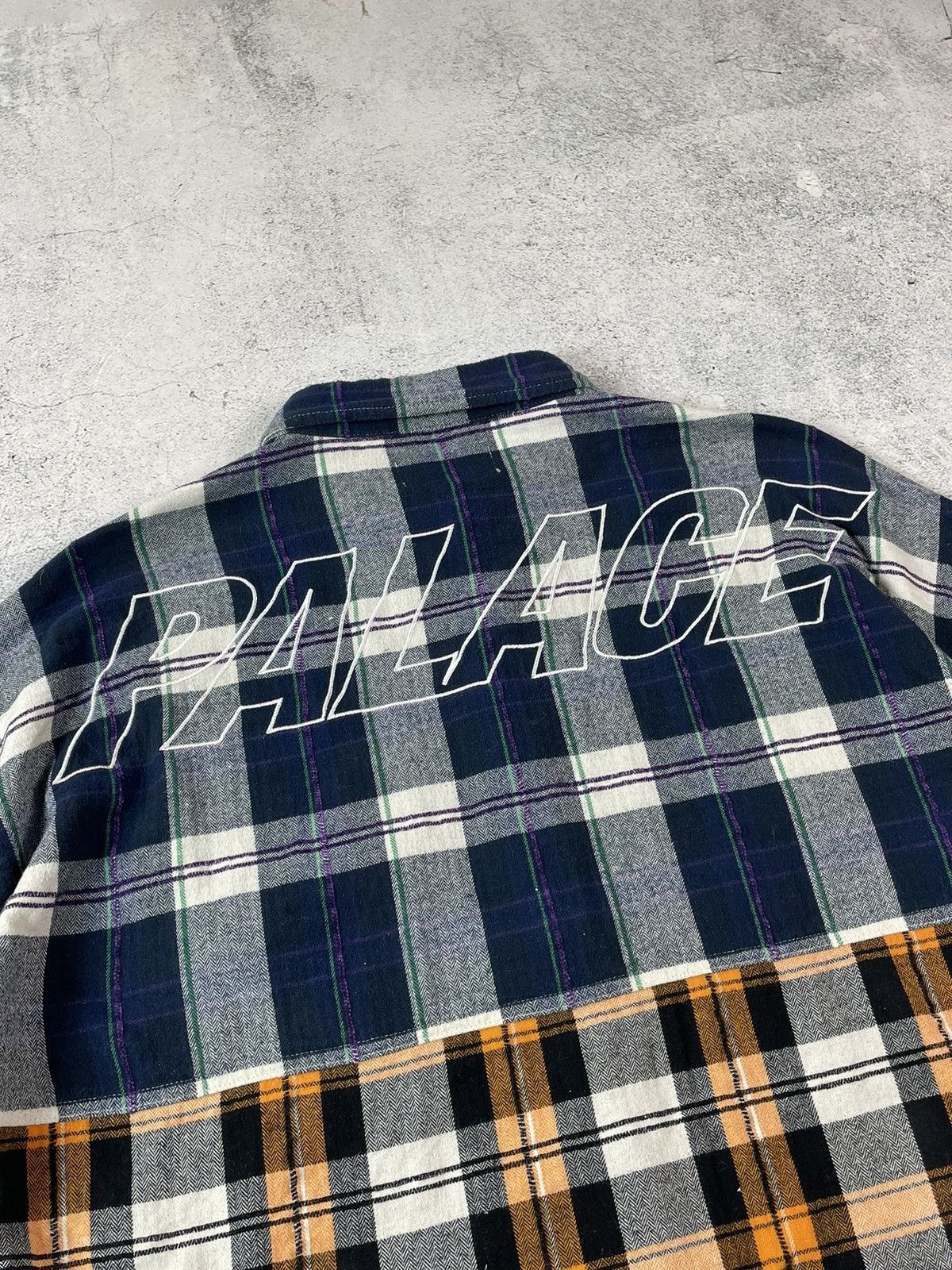 Palace PALACE Skateboarding Checkmate Drop Two Tone Oversized Shirt Size US M / EU 48-50 / 2 - 9 Thumbnail