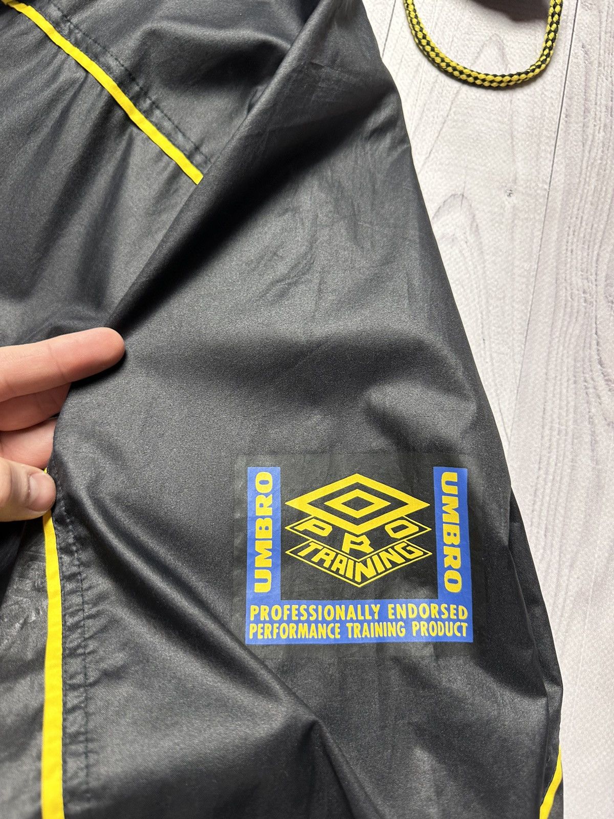 Umbro × Vintage Vintage Umbro Pro training light jacket size L monogram logo Size US L / EU 52-54 / 3 - 4 Thumbnail