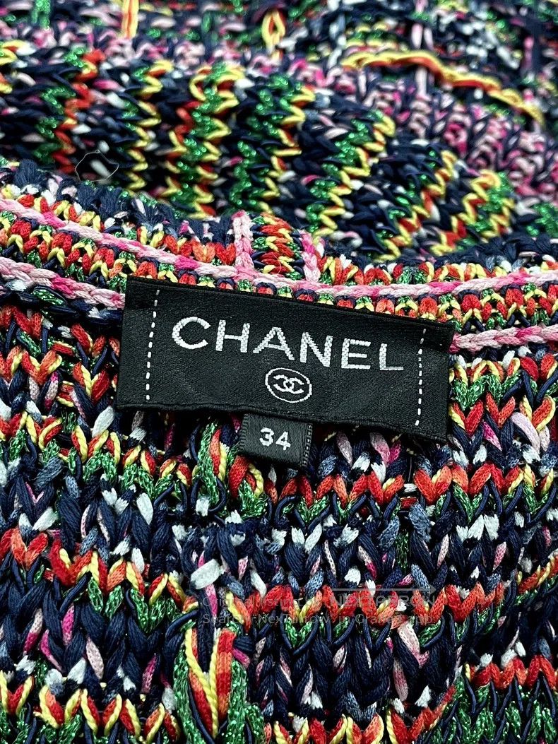 Chanel Chanel Data Centre Series Colourful Woven Hooded Vest Jack Size XXS / US 00 / IT 34 - 4 Thumbnail