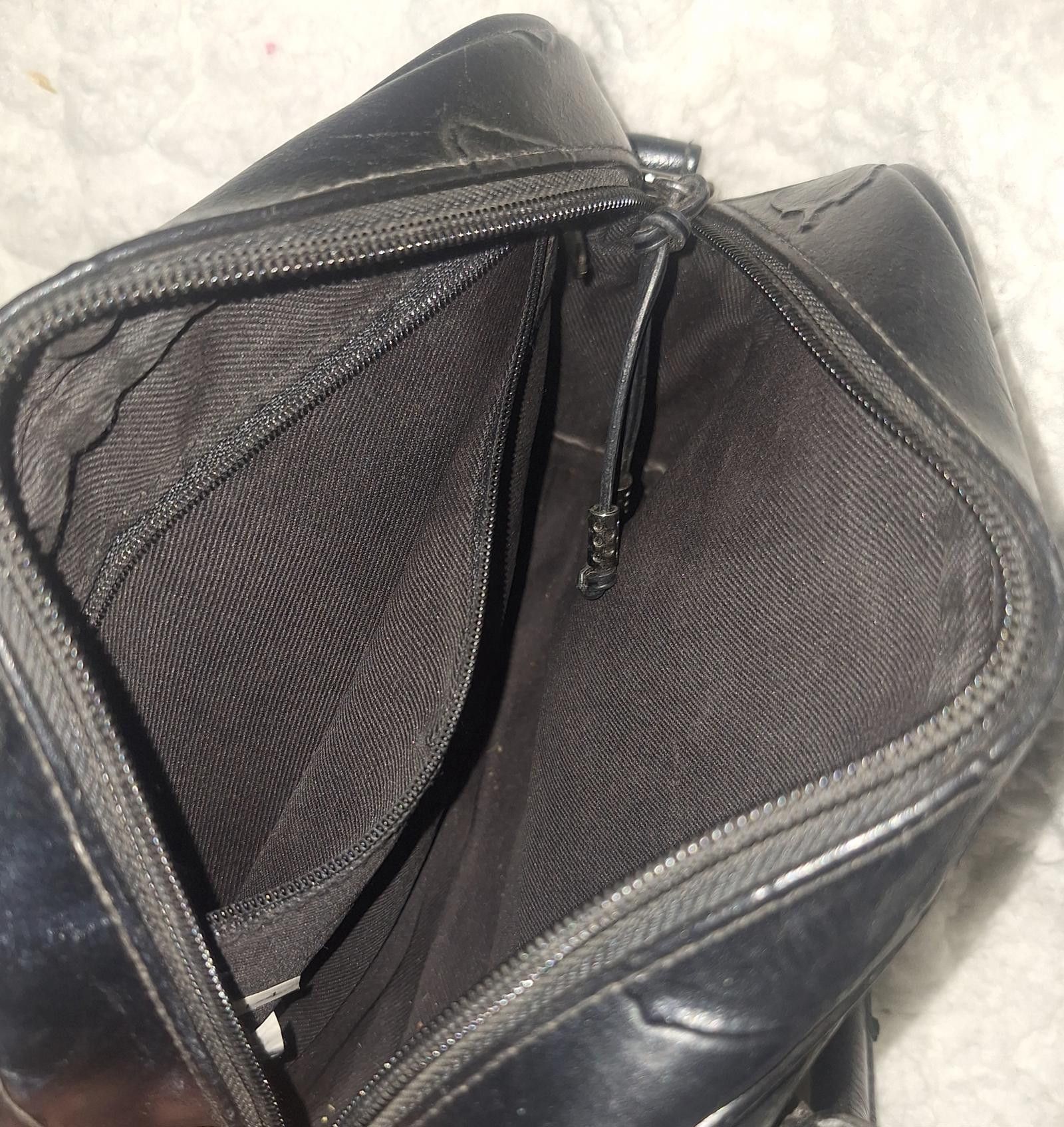 Designer Flower Embossed Leather Purse - Black Size ONE SIZE - 3 Thumbnail