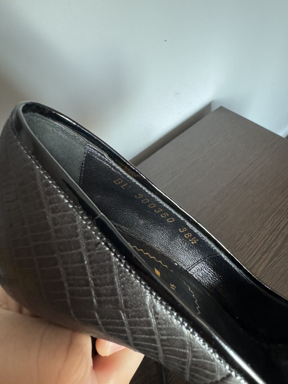 Yves Saint Laurent YSL Yves Saint Laurent Tribtoo105 Embossed Snake Pumps Shoes Size US 8 / IT 38 - 14 Thumbnail