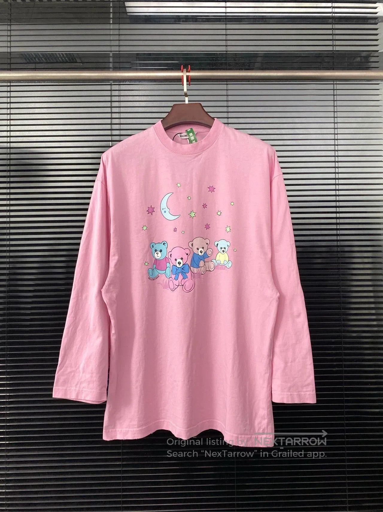 Balenciaga Balenciaga loose long sleeved T-shirt with teddy bear print Size US S / EU 44-46 / 1 - 1 Thumbnail