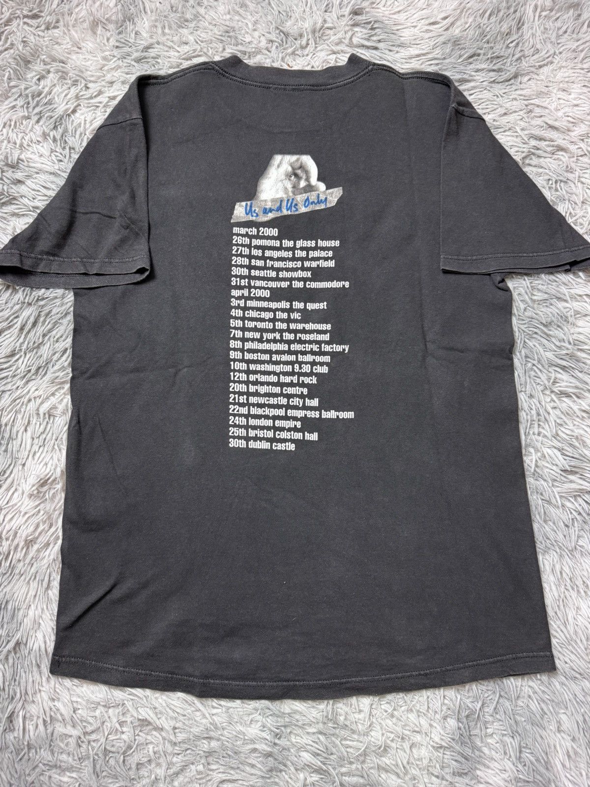 Vintage Vintage The Charlatans 2000 Us And Us Only Size US L / EU 52-54 / 3 - 5 Thumbnail