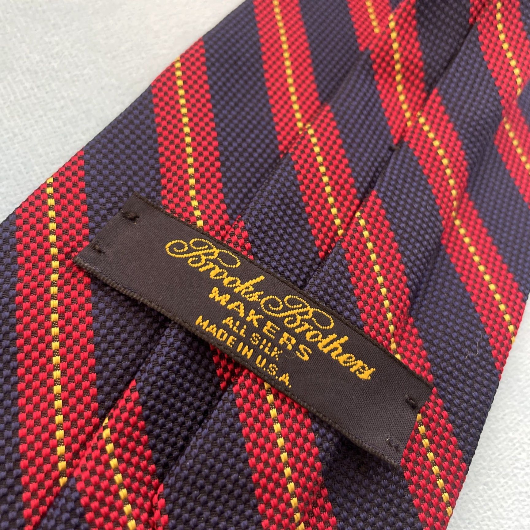 Brooks Brothers VINTAGE Brooks Brothers Makers Repp Tie Silk Made USA Navy Red Gold Stripe 3.5x58 Navy Red Gold Silk Striped Tie Men Size ONE SIZE - 4 Thumbnail
