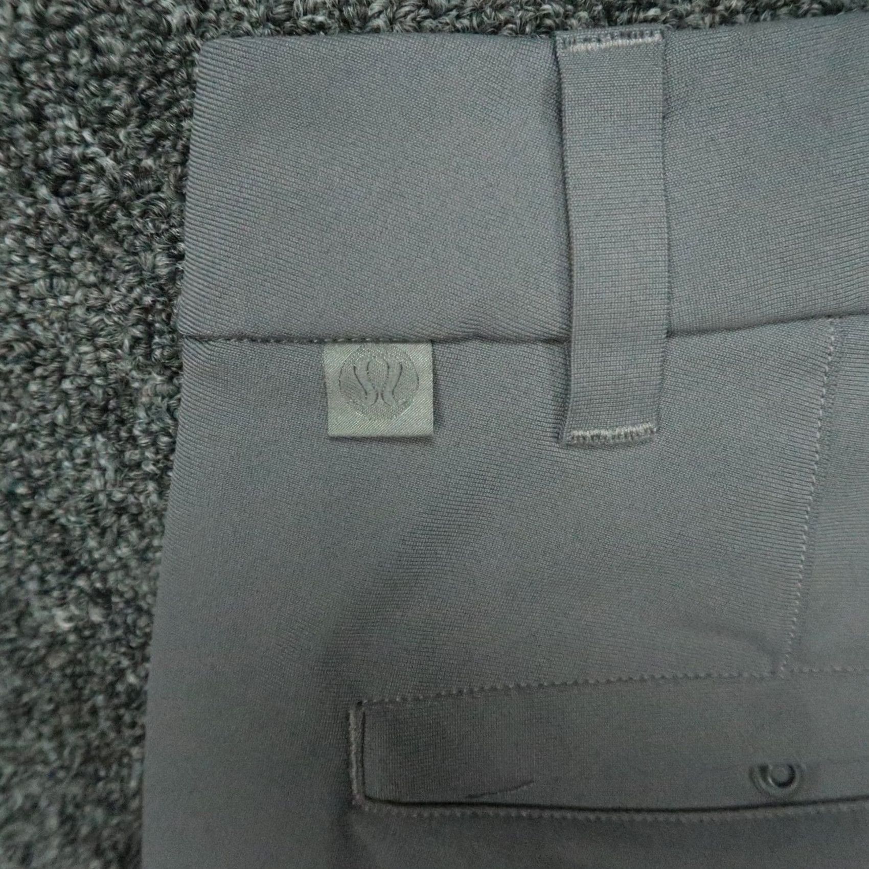 Lululemon Lululemon Pants Mens 32x31 Gray Commission Classic Warpstreme Zip Pocket Hat? Size US 32 / EU 48 - 6 Thumbnail