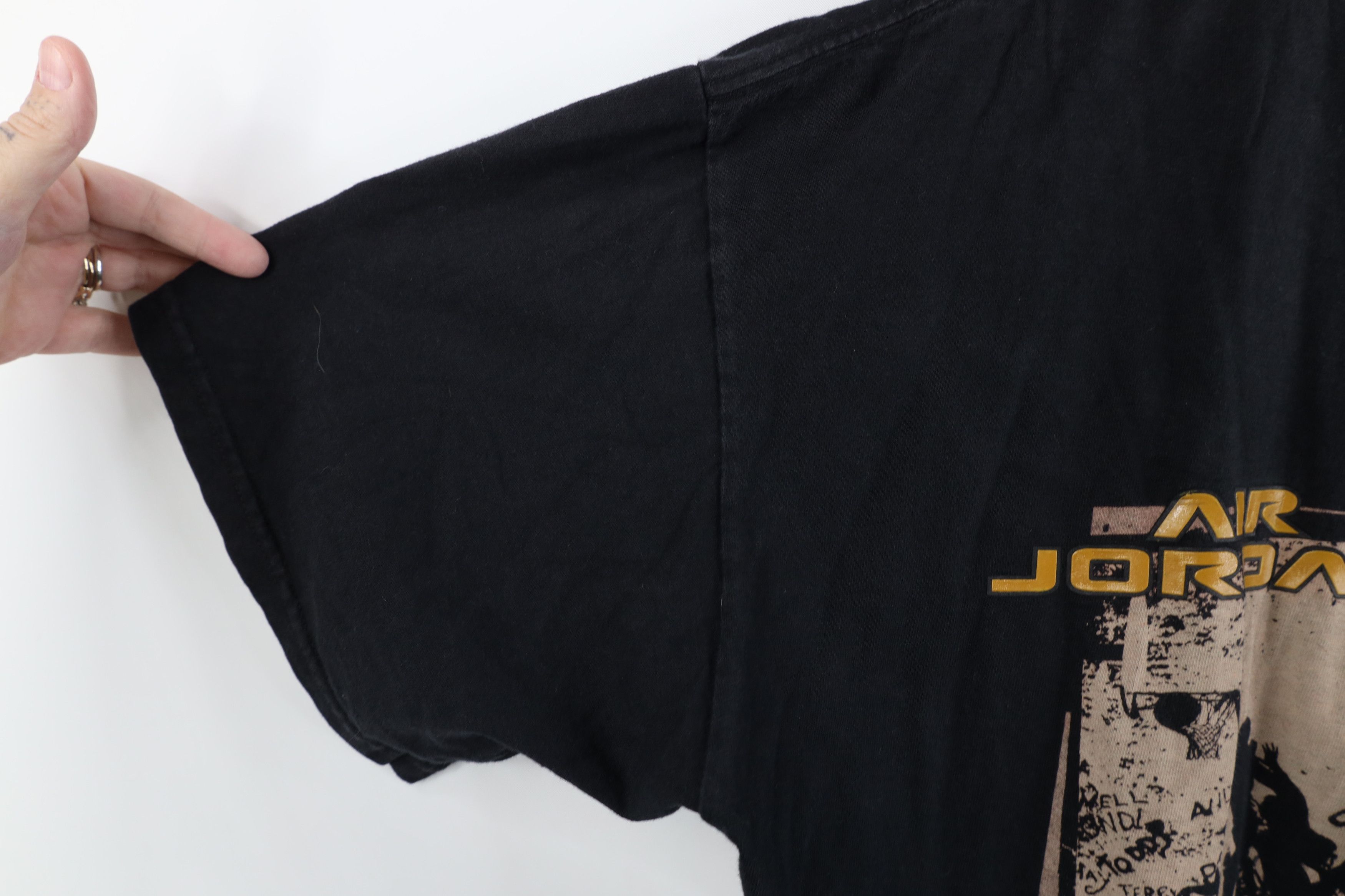 Nike Vintage Nike Air Jordan Michael Jordan Spike Wings T-Shirt Size US XL / EU 56 / 4 - 7 Thumbnail