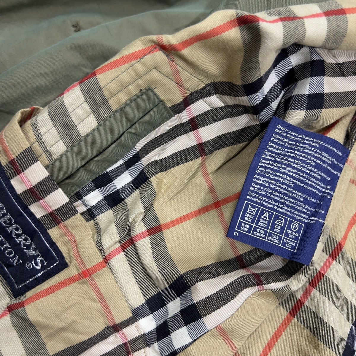 Burberry Vintage Burberrys Nova Check Trench Coat Metallic Green Size US M / EU 48-50 / 2 - 10 Thumbnail