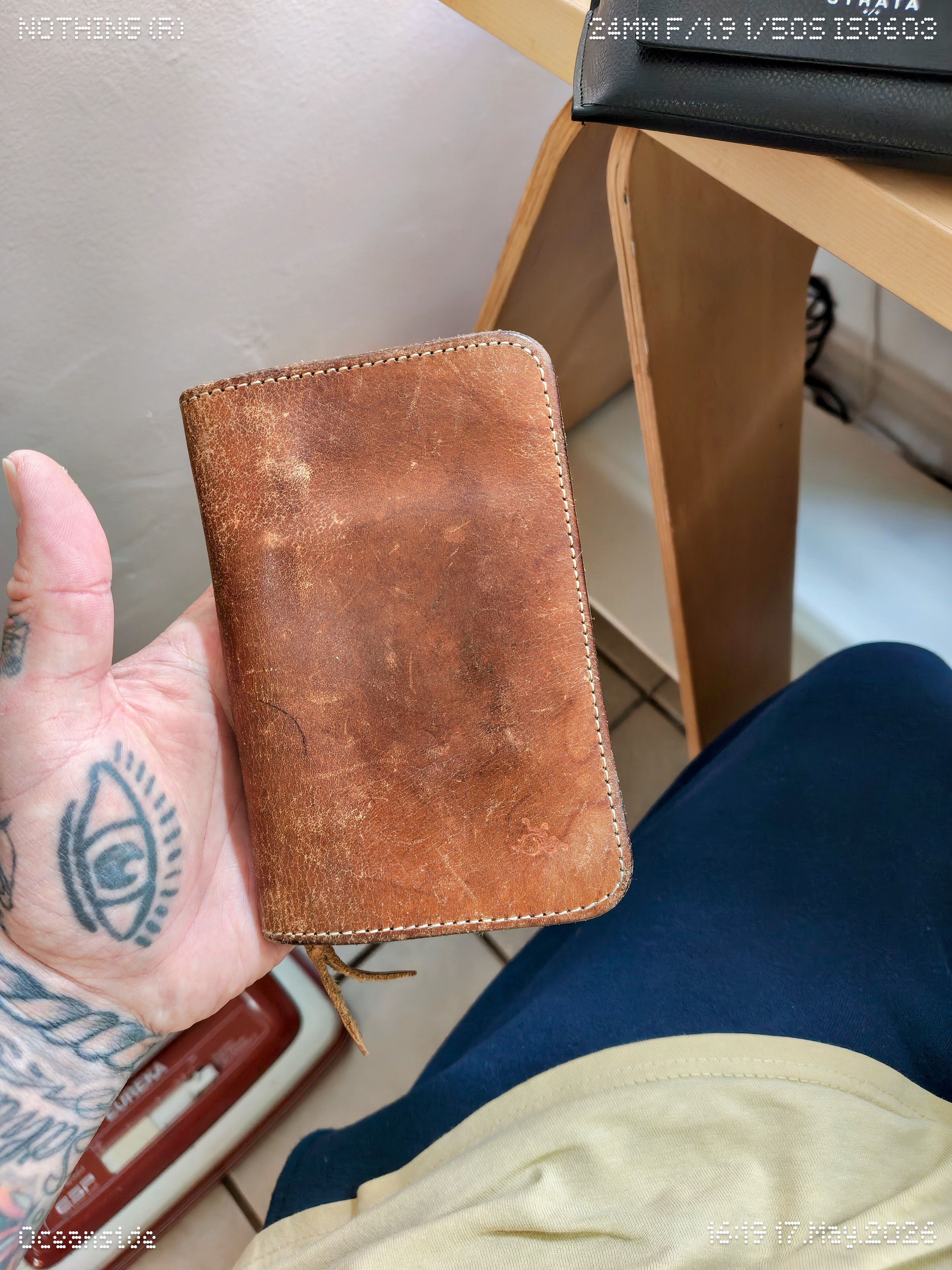 Japanese Brand Japanese Veg Tan Leather Wallet Amazing Patina Made In Japan Size ONE SIZE - 4 Thumbnail