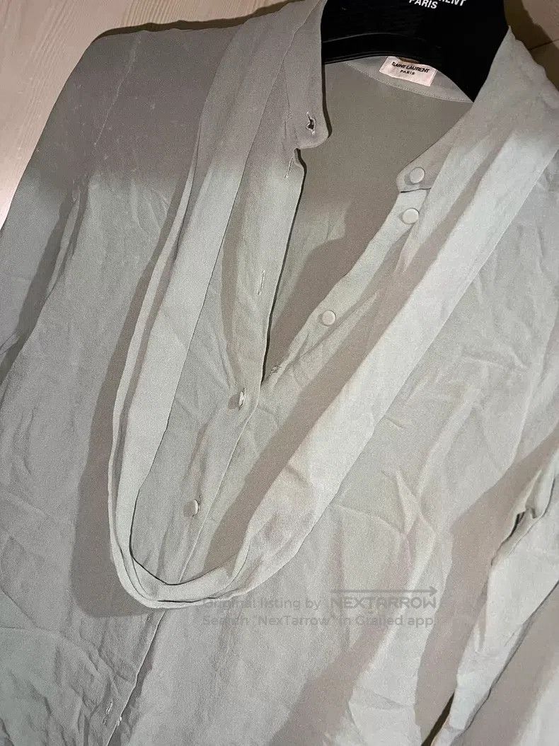 Saint Laurent Paris Saint Laurent Paris Ruffled Silk Shirt i Size XS / US 0-2 / IT 36-38 - 2 Thumbnail