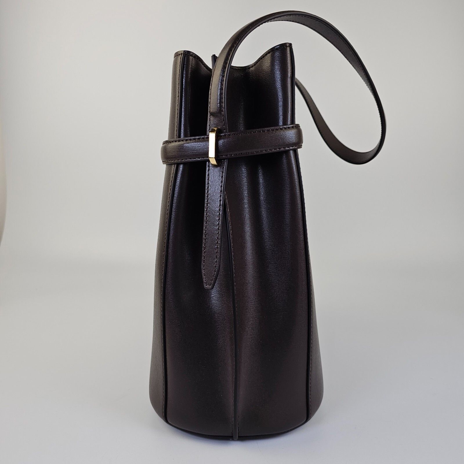 Toteme TOTEME Bark Brown Leather Belted Bucket Bag New Size ONE SIZE - 5 Thumbnail