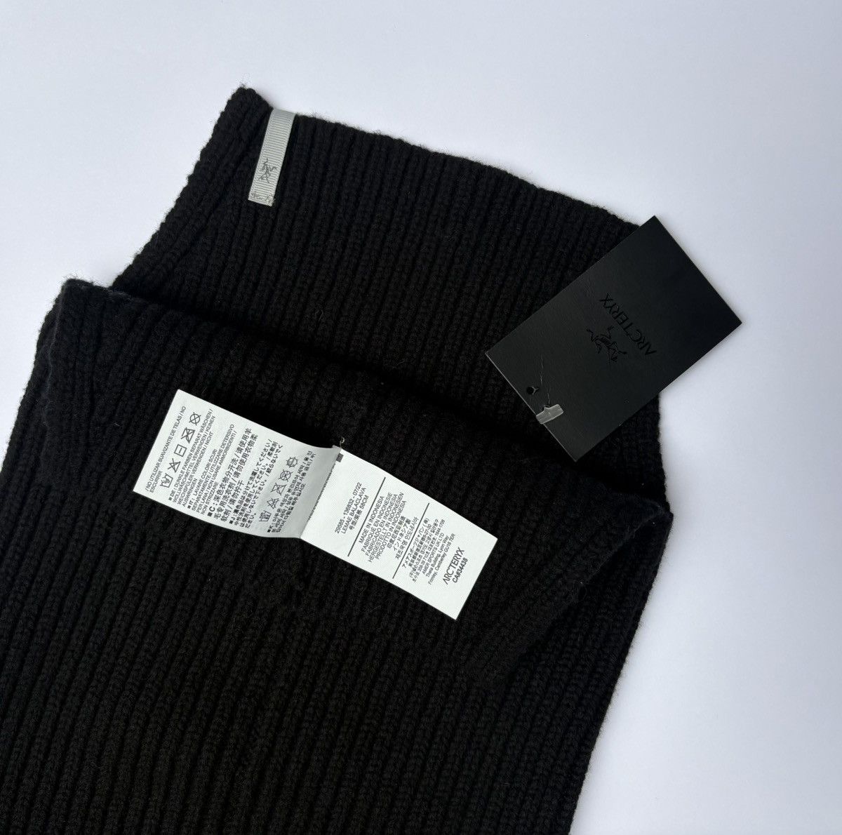 Veilance Veilance Lemae Balaclava Wool Facemask *RARE* Size ONE SIZE - 5 Thumbnail