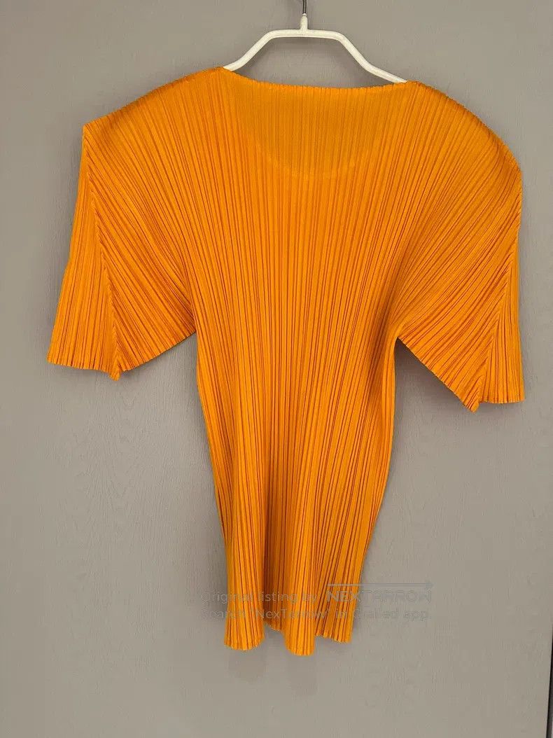 Issey Miyake Issey Miyake Orange Short Sleeve Top Size L / US 10 / IT 46 - 2 Thumbnail