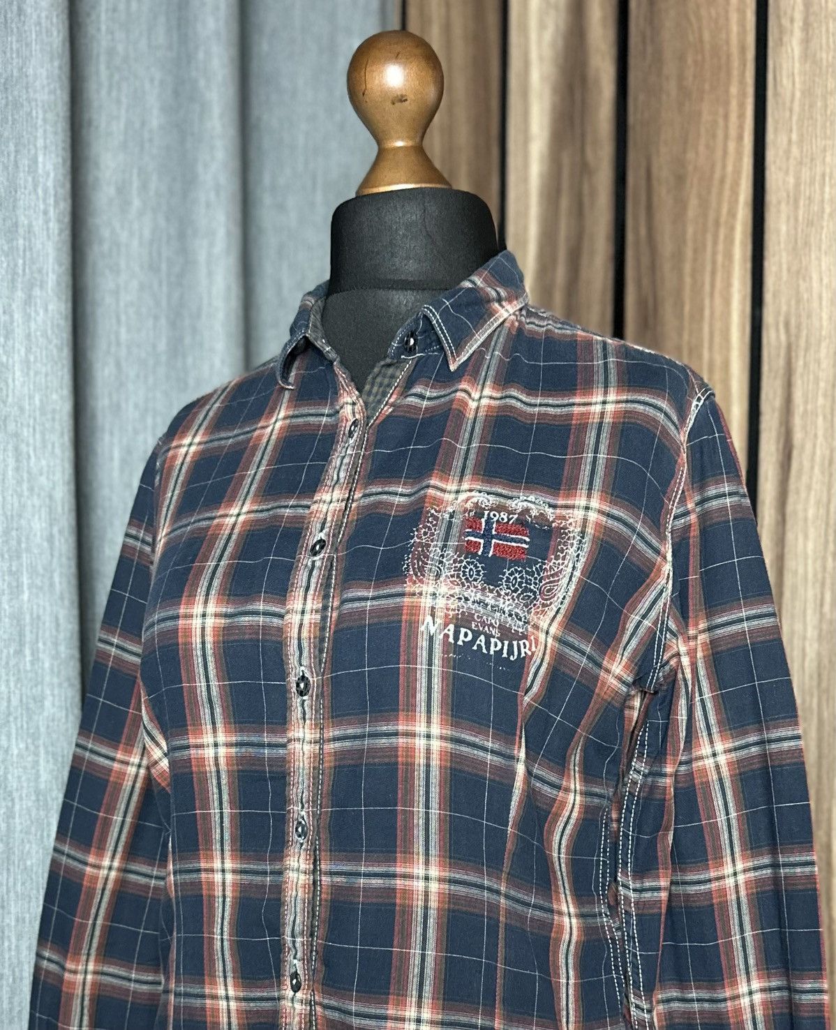 Napapijri Napapijri Logo Check Shirt Long Sleeve Women's Size L Size L / US 10 / IT 46 - 5 Thumbnail