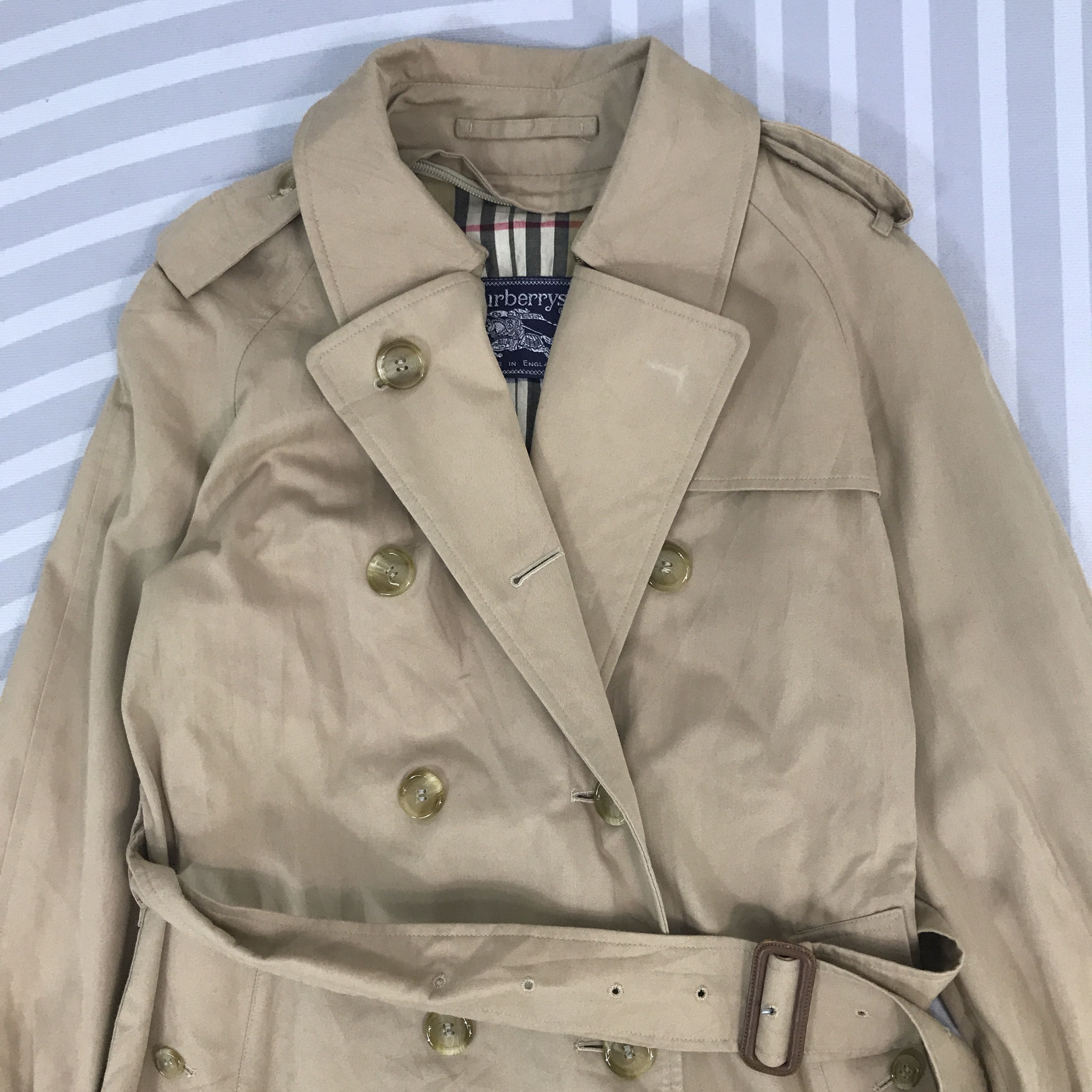 Burberry × Vintage Vintage Burberry bondage button parkas Jacket Size US M / EU 48-50 / 2 - 2 Thumbnail