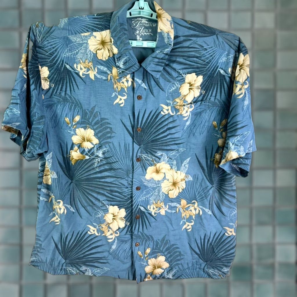 Vintage Jamaica Jaxx Button-Up Shirt Mens 2XL Silk Blue Floral Casual Shirt Size US XXL / EU 58 / 5 - 1 Thumbnail