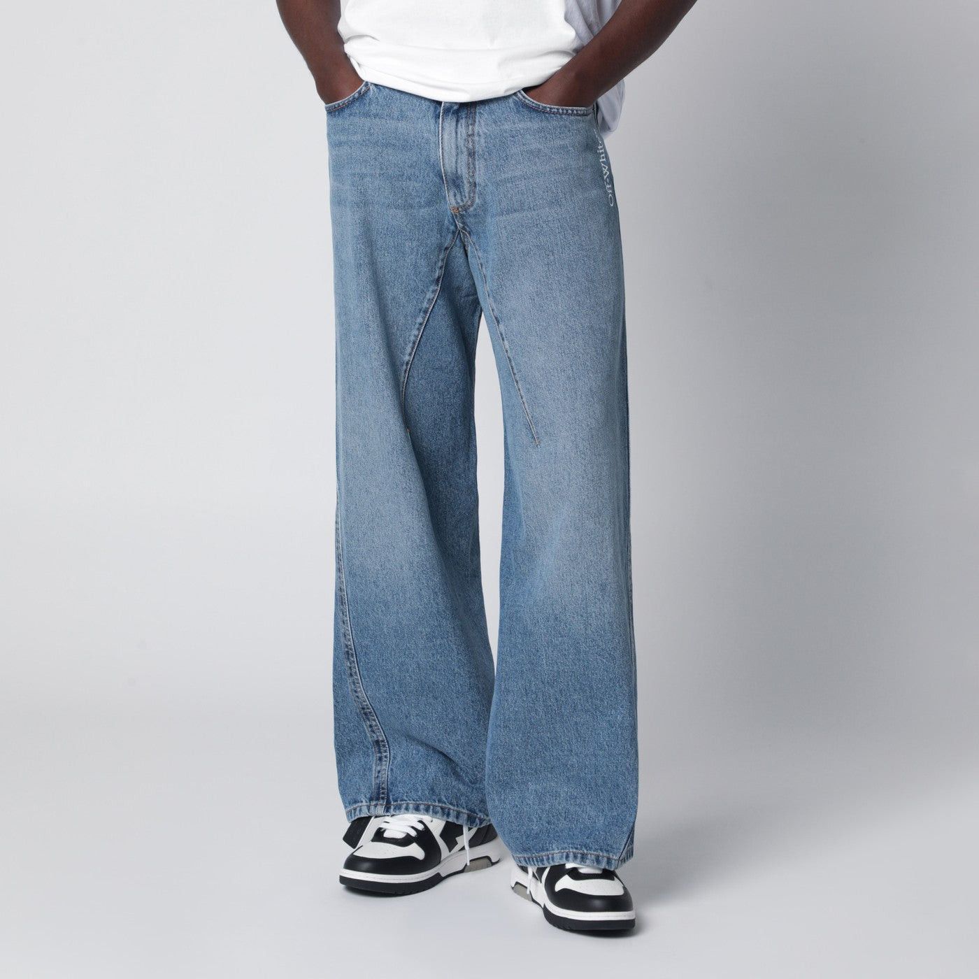 Off-White Off-White Wide-Leg Light Blue Jeans With Logo Size US 33 - 1 Thumbnail