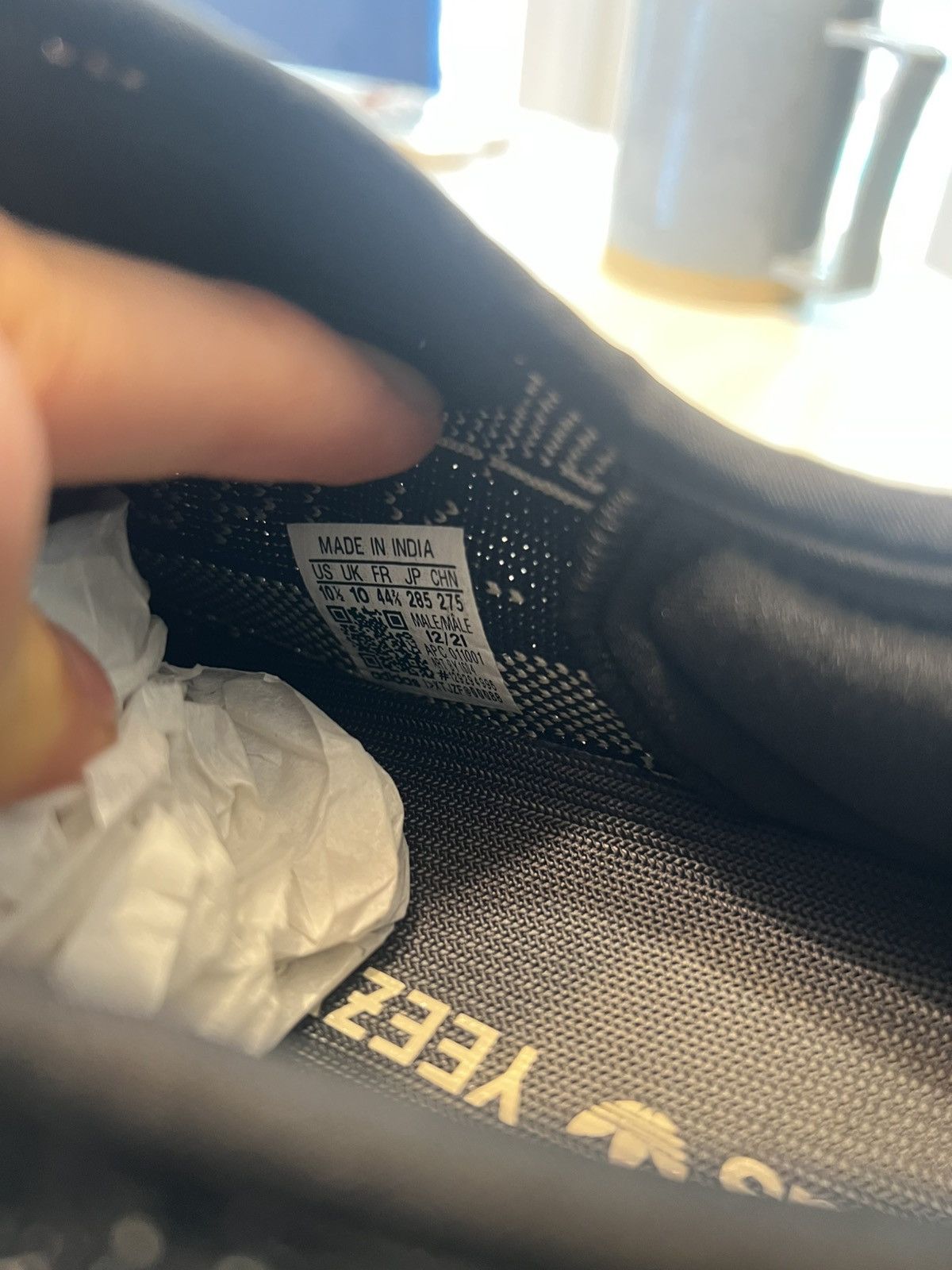 Adidas DS Yeezy Boost 350 V2 “Oreo” (BY1604) - Size 10.5 Size US 10.5 / EU 43-44 - 6 Thumbnail