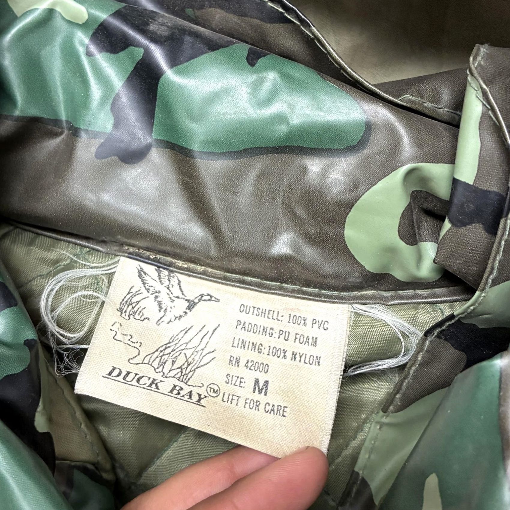 Vintage VINTAGE Duck Bay Jacket Men M Green Camo PVC Hooded Snap Waterproof Hunting Size US M / EU 48-50 / 2 - 5 Thumbnail