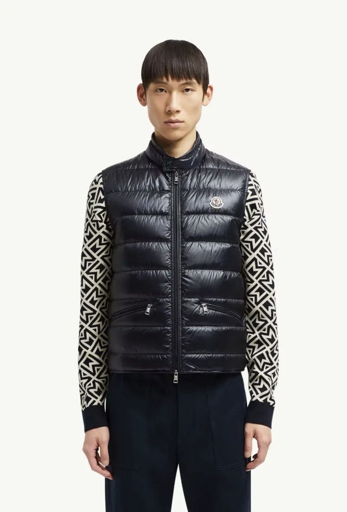 Moncler Authentic, Mint Condition Moncler GUI Gilet Light Down Vest Size US XS / EU 42 / 0 - 9 Thumbnail