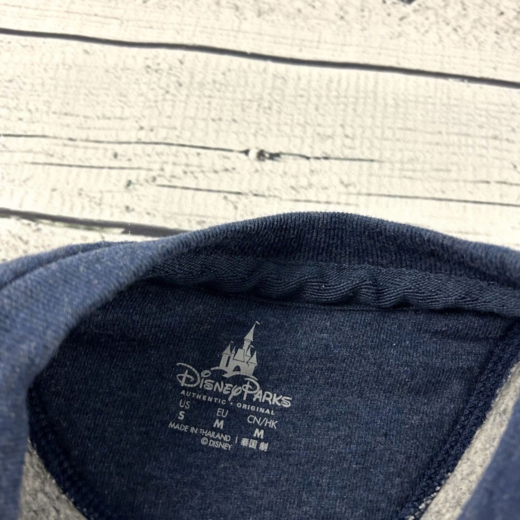 Disney Walt Disney World Stitch Lilo Pullover Sweatshirt Men's Small Blue Shirt Uma Disney Stitched Lilo Pullover Crewneck Sweatshirt Mens Small Blue Size US S / EU 44-46 / 1 - 4 Thumbnail