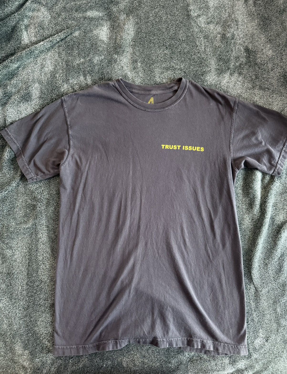 4HUNNID YG 4hunnid Trust Issues T Shirt Size US M / EU 48-50 / 2 - 1 Thumbnail