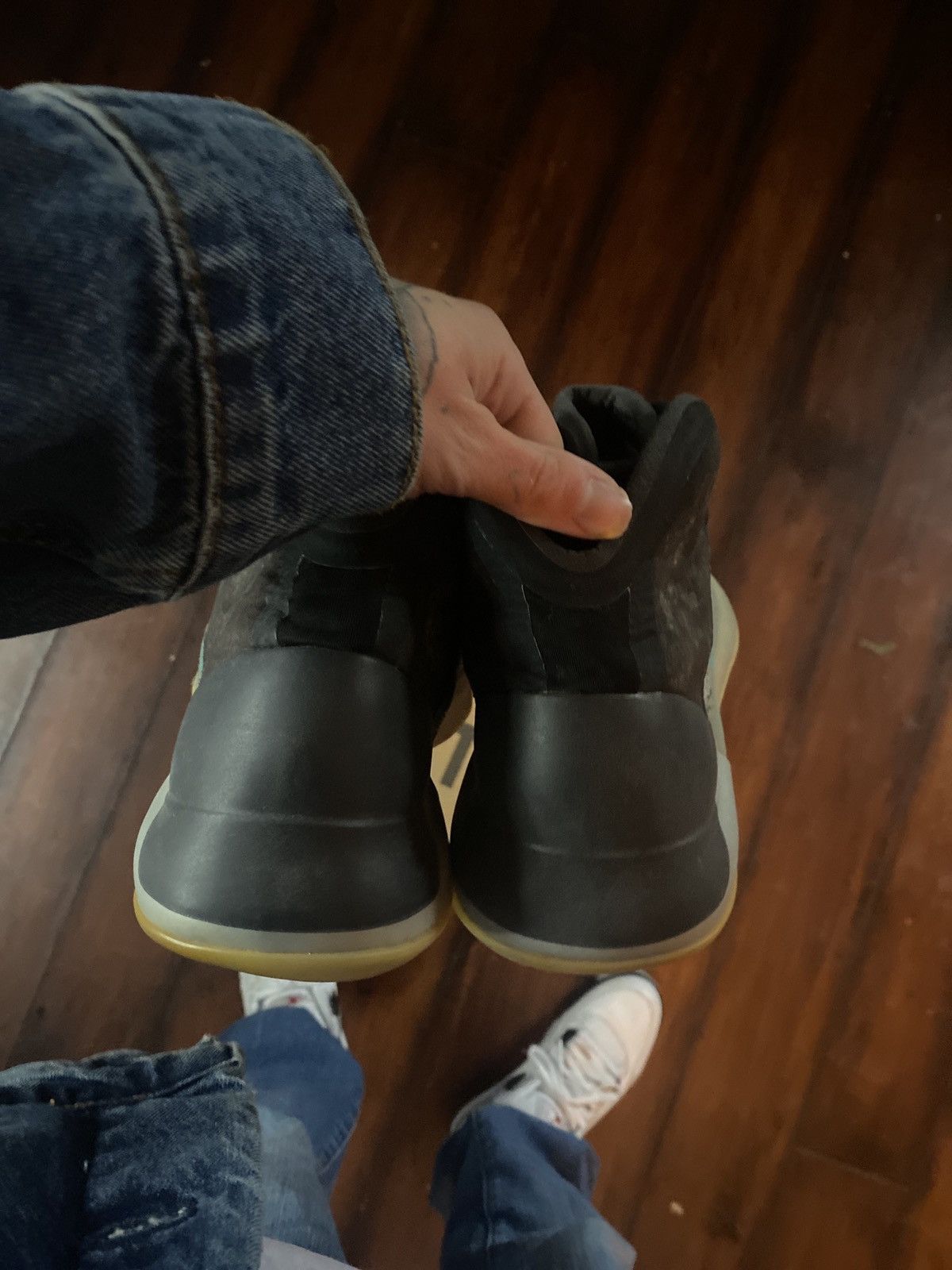 Yeezy Yeezy Qtnm Teal Blue Size US 8 / EU 41 - 2 Thumbnail