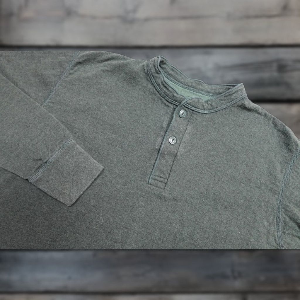 Vintage L.L. Bean Henley Shirt Mens Large Green Long Sleeve Outer Layer Wool Warm Size US L / EU 52-54 / 3 - 1 Thumbnail