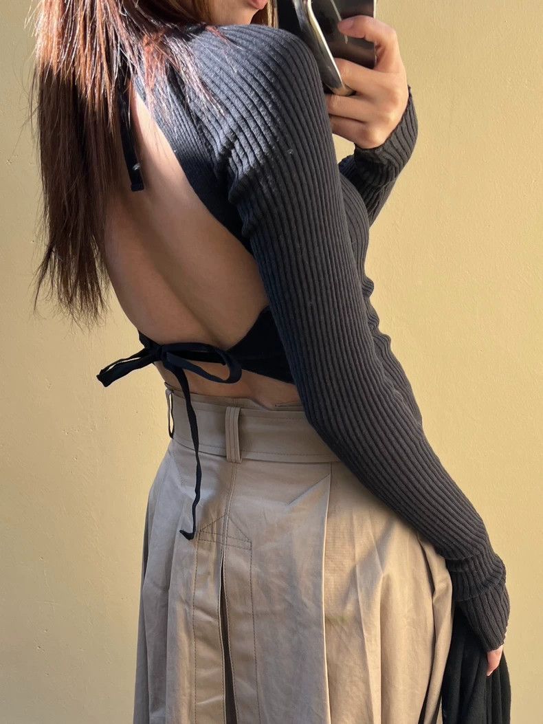 Maison Margiela Super backless thin knit sweater
