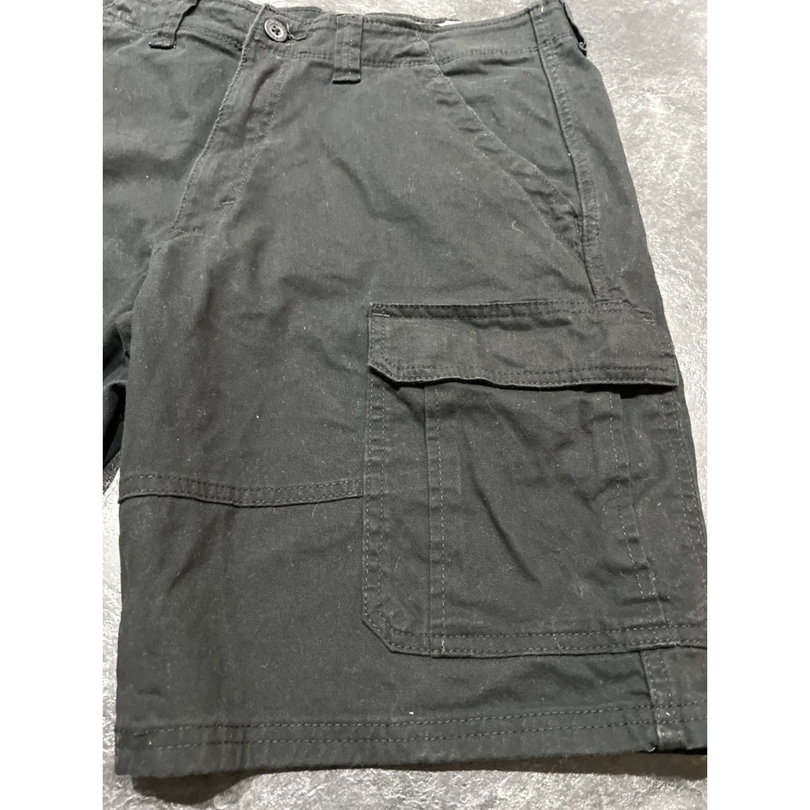 Wrangler WRANGLER Relaxed Cargo Hiking Shorts Size 34 Black Mens Size US 34 / EU 50 - 2 Thumbnail