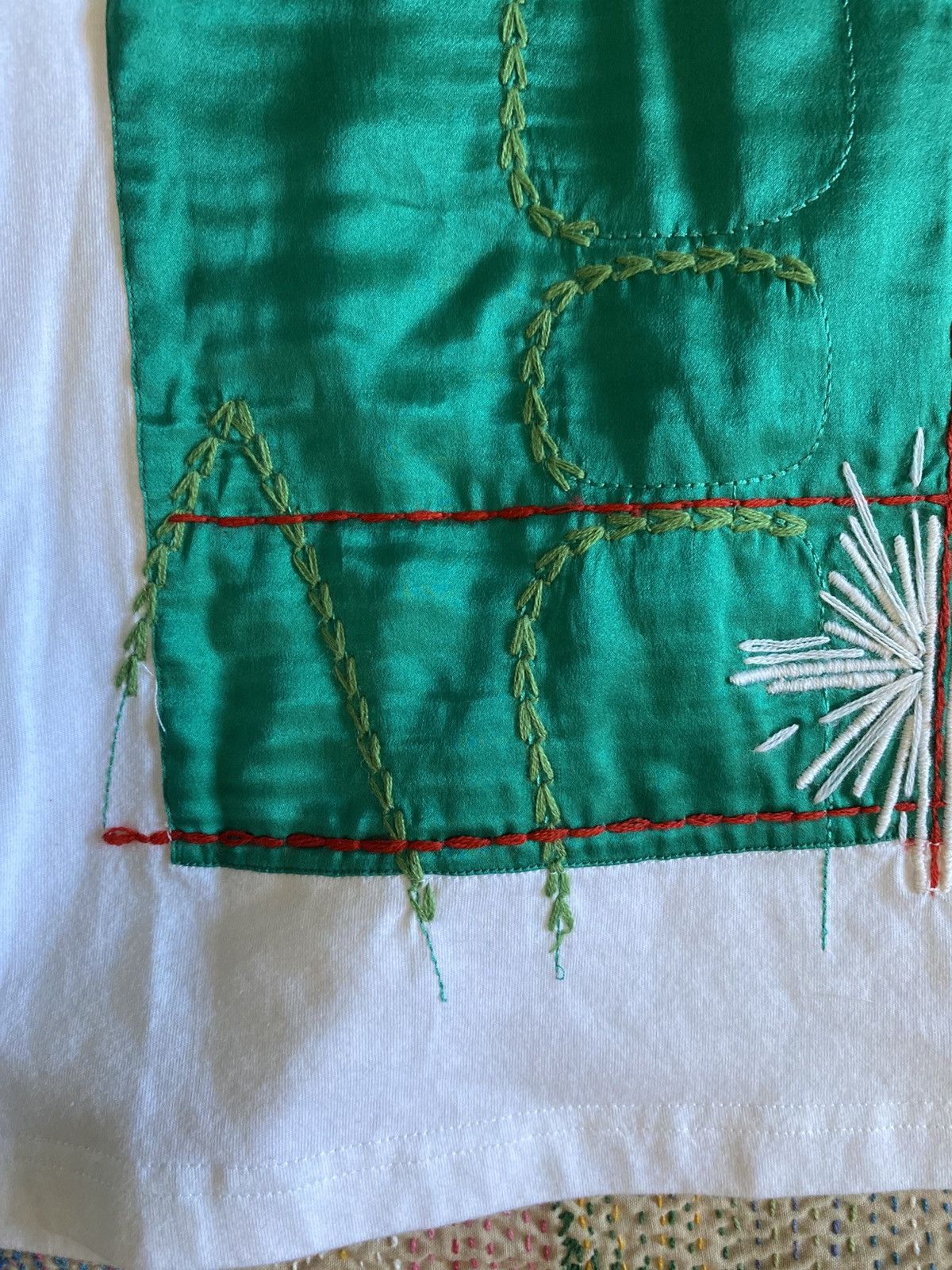 Craig Green Craig Green Hand Embroidered Silk on White Cotton T Shirt Size US L / EU 52-54 / 3 - 3 Thumbnail