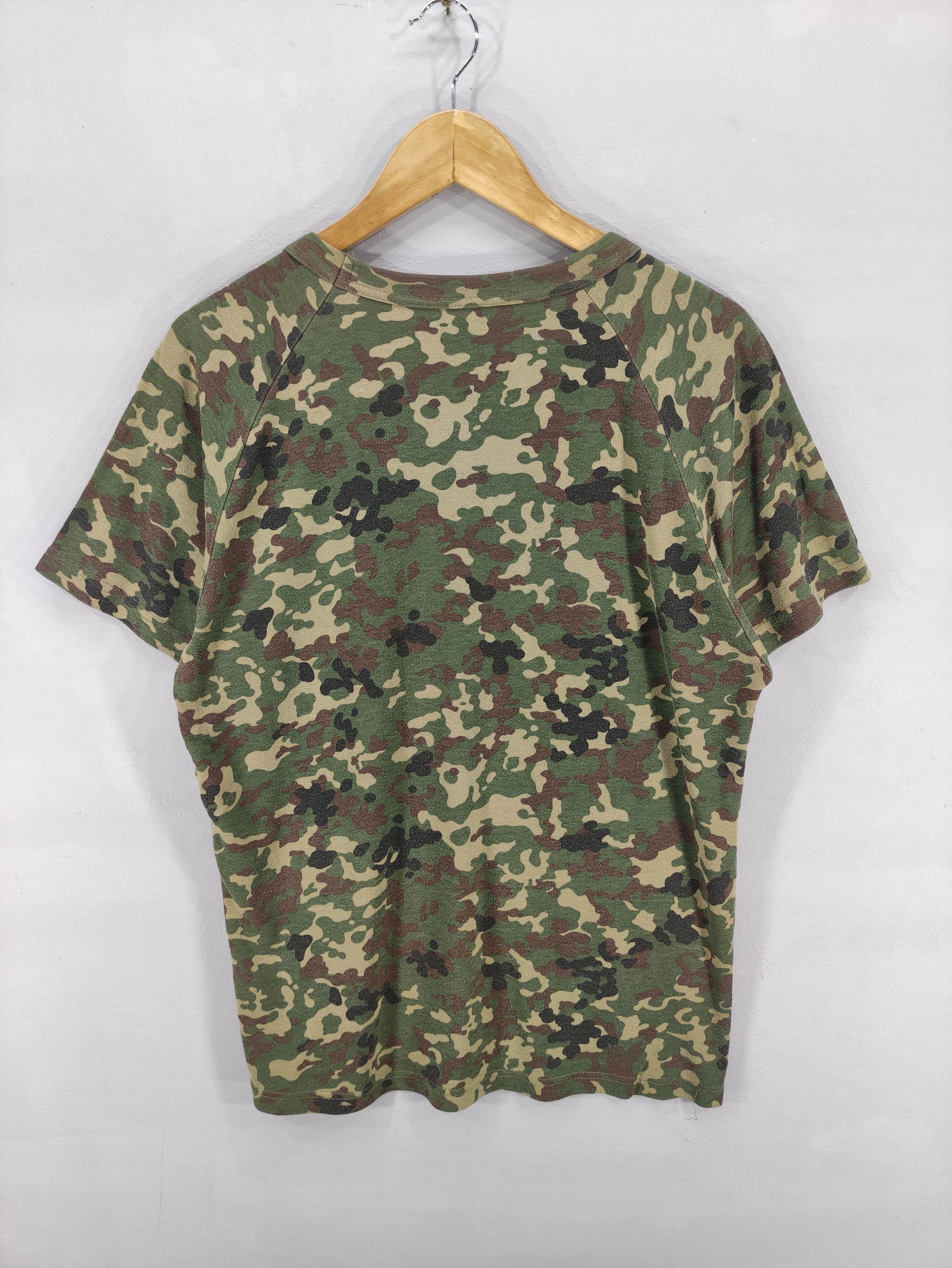 Vintage Vintage Army Camo Tee Tshirt Size US M / EU 48-50 / 2 - 4 Thumbnail