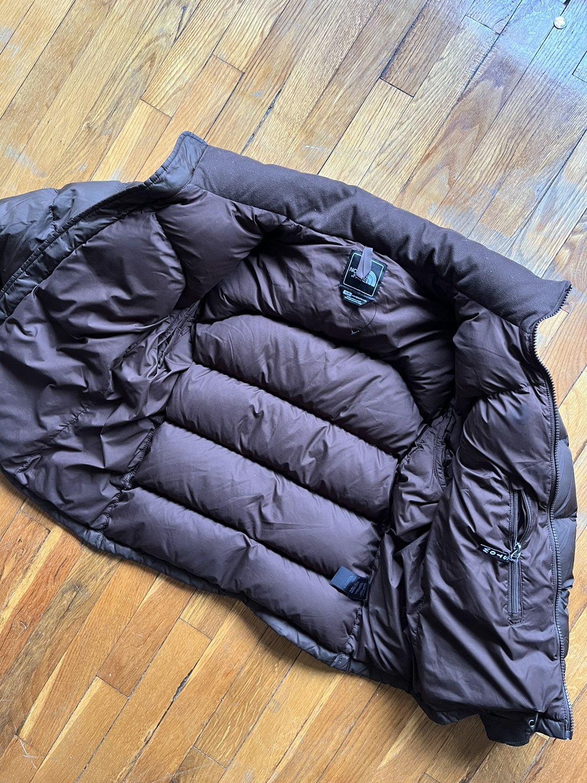 The North Face VINTAGE retro THE NORTH FACE 96 BROWN 700 PUFFER down JACKET Size S / US 4 / IT 40 - 7 Thumbnail