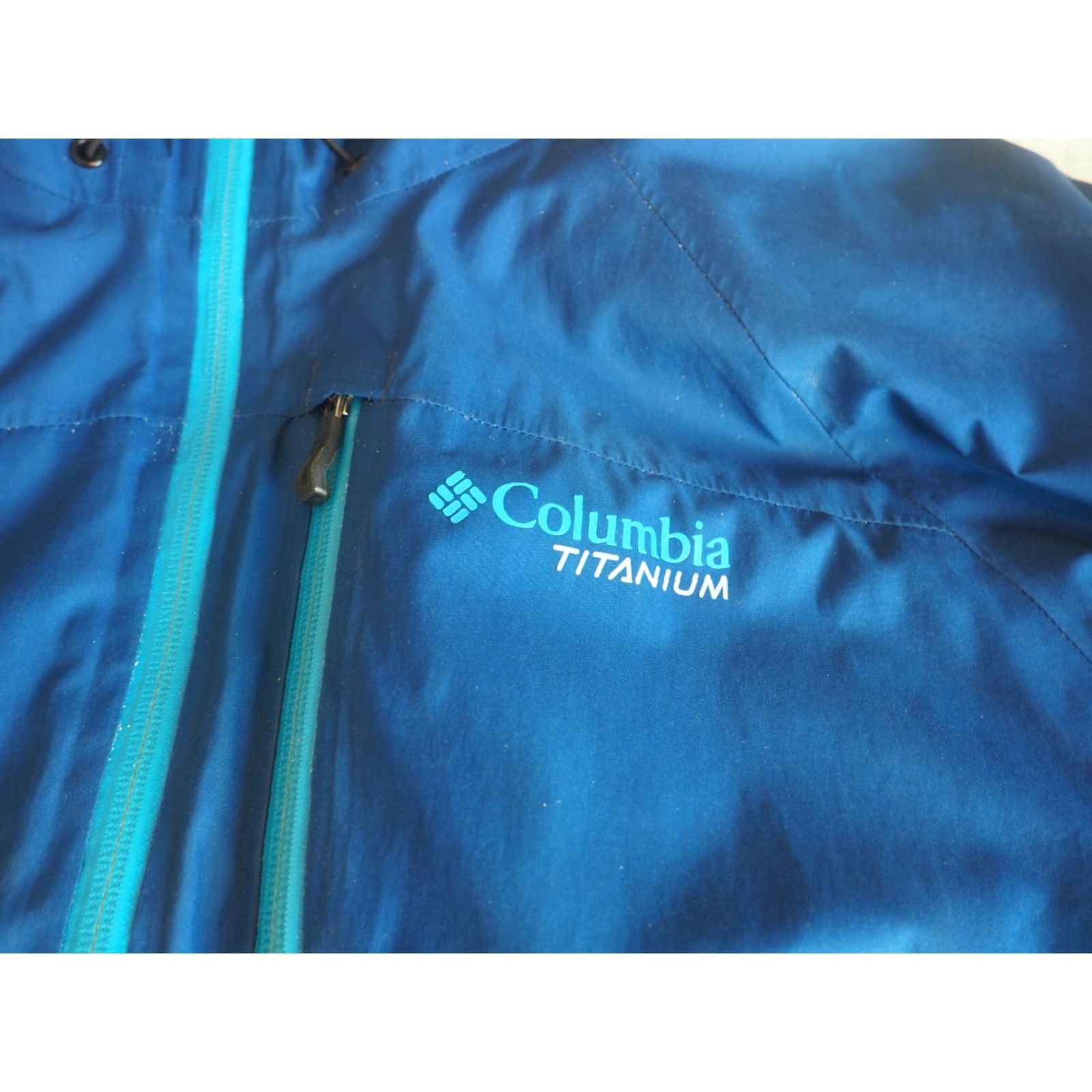 Vintage COLUMBIA Titanium Interchange Hooded Jacket Blue Mens M Medium EUC Rain Jacket Full Zip Nylon Polyester Logo 08s Size US M / EU 48-50 / 2 - 4 Thumbnail