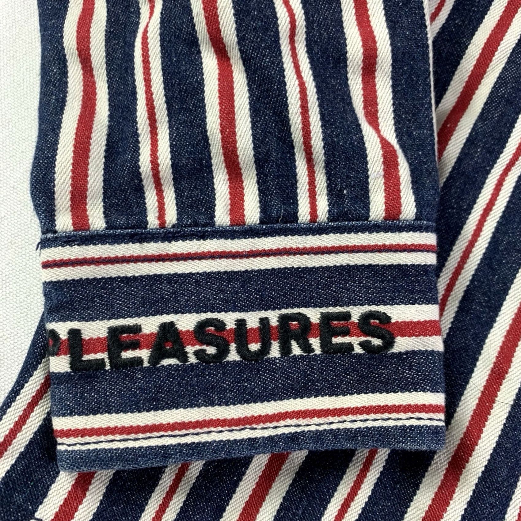 Pleasures Pleasures Now Striped Denim trucker Jacket Adult Large Blue red button up Size US L / EU 52-54 / 3 - 6 Thumbnail