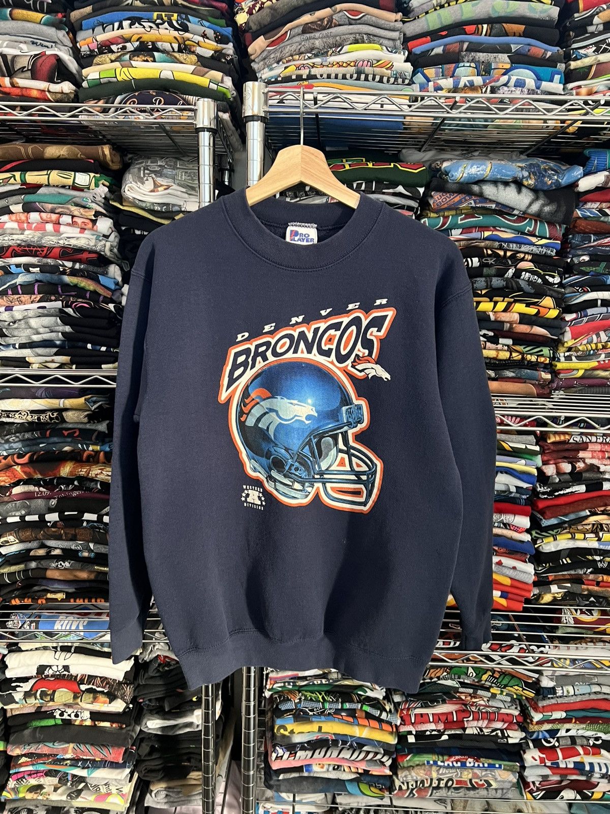 Pro Player 90s Denver Broncos Super Bowl Team Helmet Crewneck Size US S / EU 44-46 / 1 - 1 Thumbnail