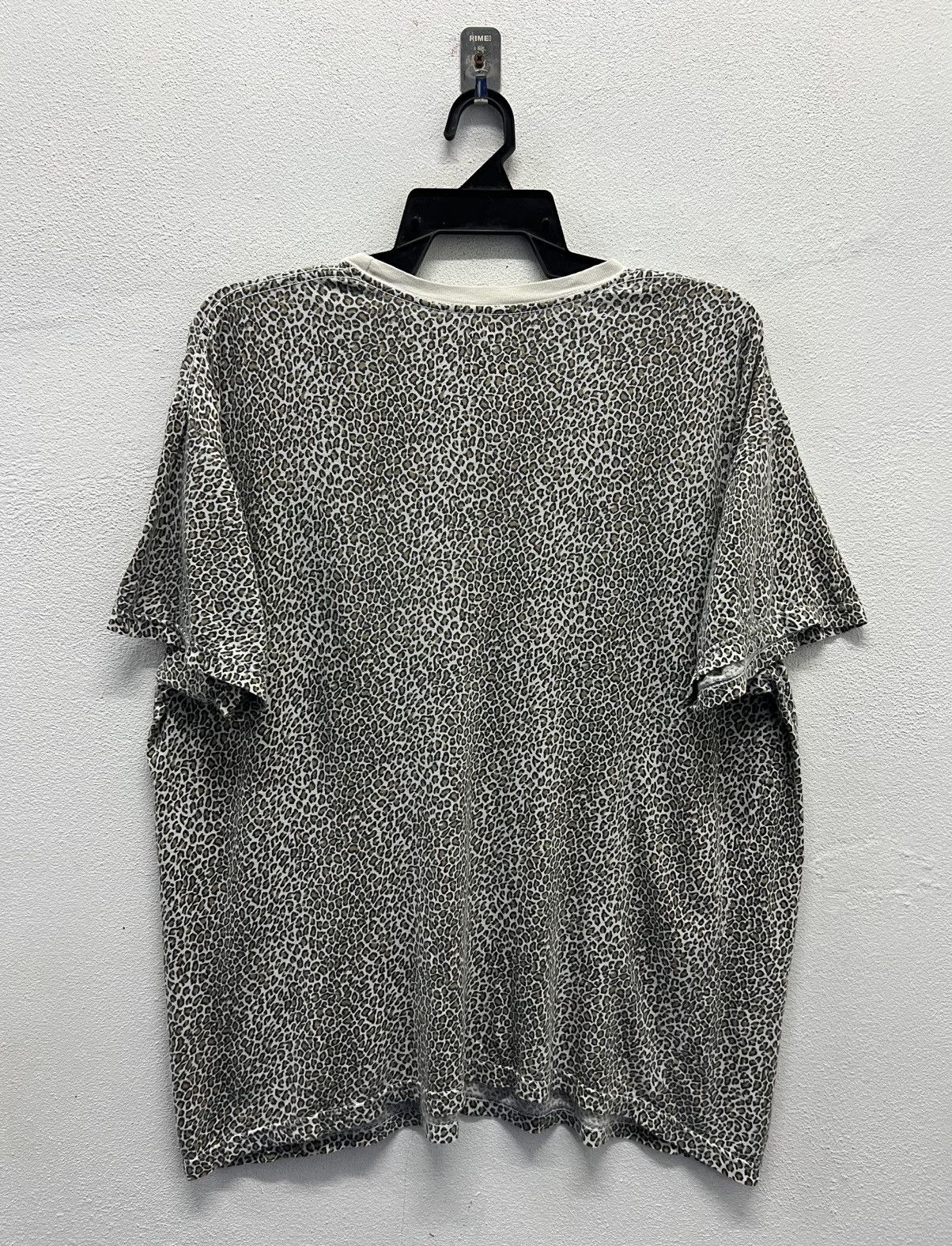 Hanes × Supreme HANES SUPREME LEOPARD PATTERN SHIRT Size US L / EU 52-54 / 3 - 2 Thumbnail