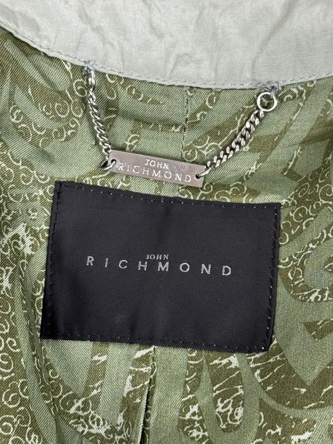 John Richmond 2000s John Richmond Faded Green Multi-Pocket Technical Light Jacket Size US S / EU 44-46 / 1 - 11 Thumbnail