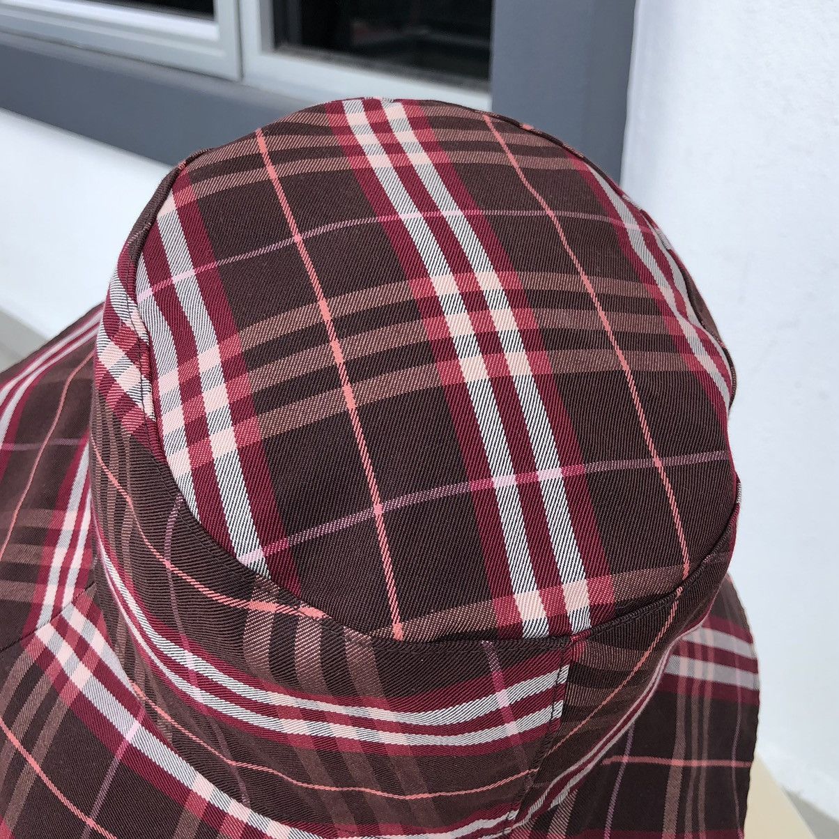 Burberry Authentic Burberry London Reversible Checked Bucket Hat Size ONE SIZE - 6 Thumbnail