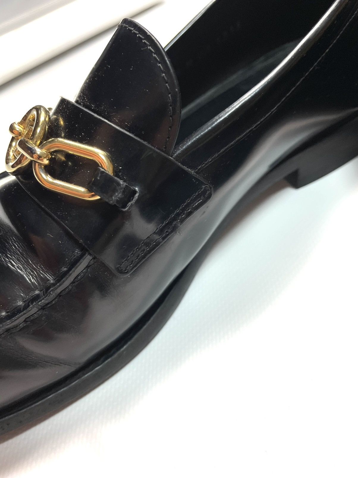 Louis Vuitton LV Chess Flat Loafer QL Glazed Calf Chain 39.5 Size US 9.5 / IT 39.5 - 4 Thumbnail