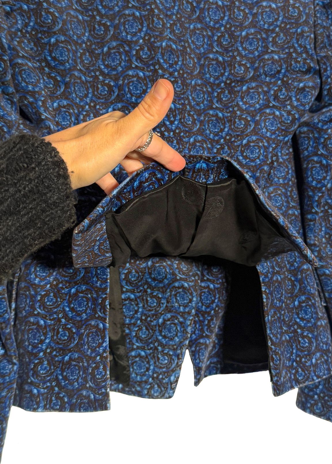 Versace Versace Floral Velvet Double-Breasted Medusa Buttons Blazer Size S / US 4 / IT 40 - 6 Thumbnail