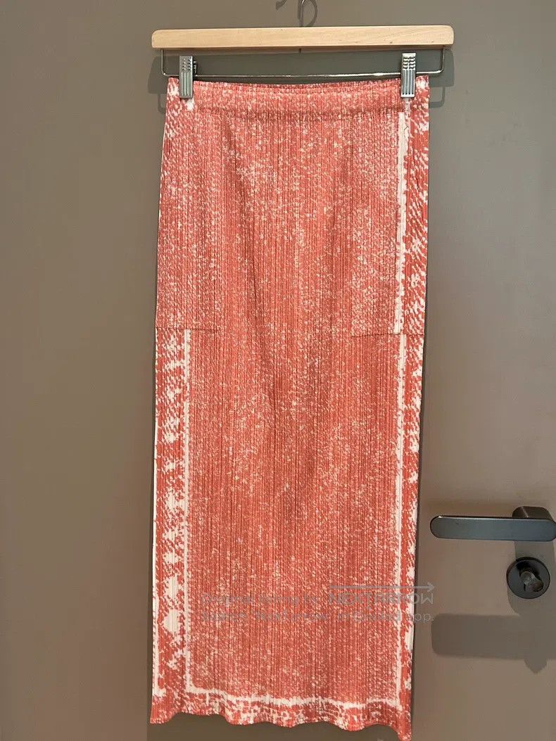 Issey Miyake Issey Miyake size:3 Pink Denim Midi Skirt Size 22" - 1 Thumbnail